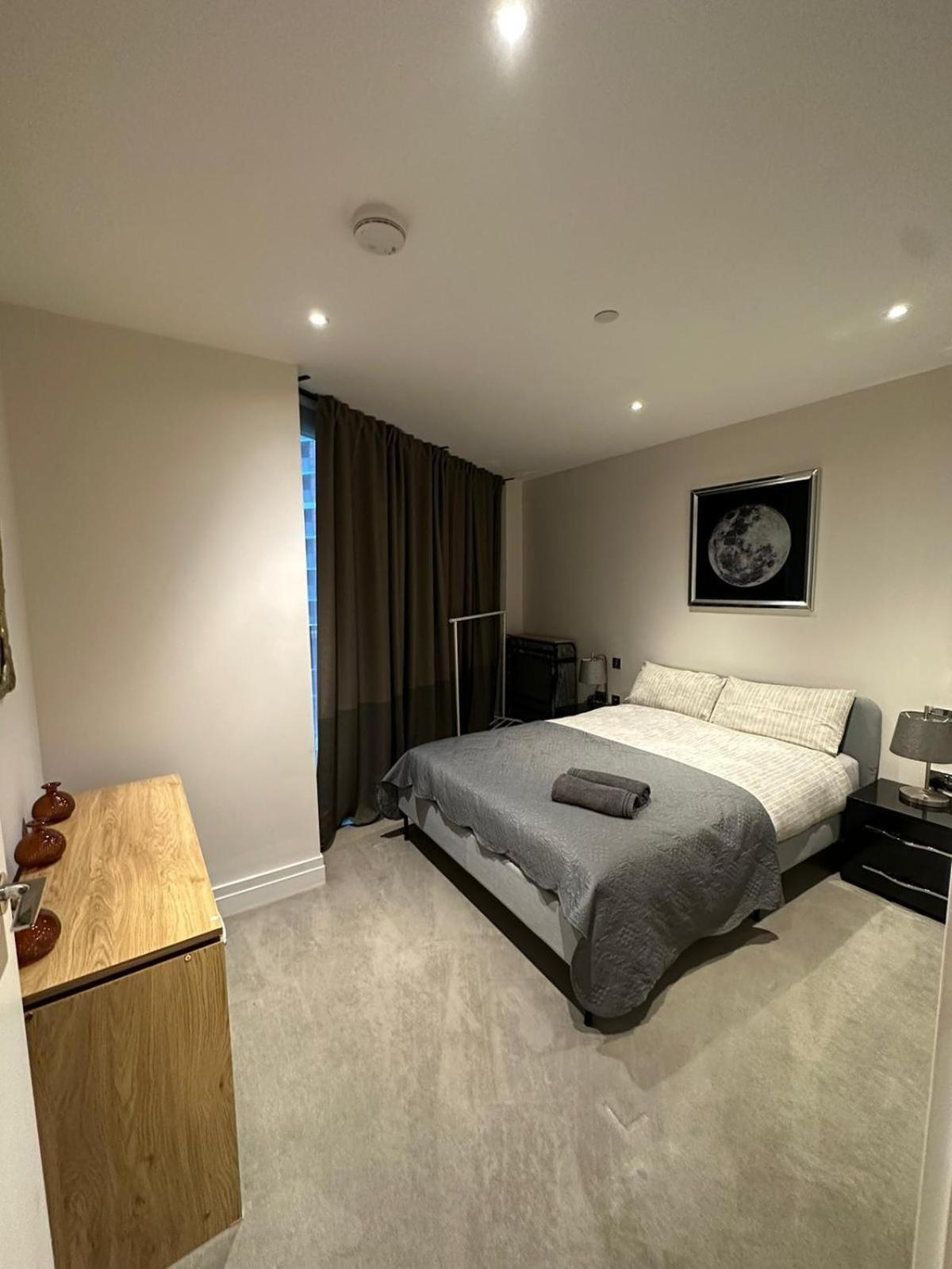 Studio Come 1 Bed Flat In Vauxhall Next To Battersea 런던 객실 사진